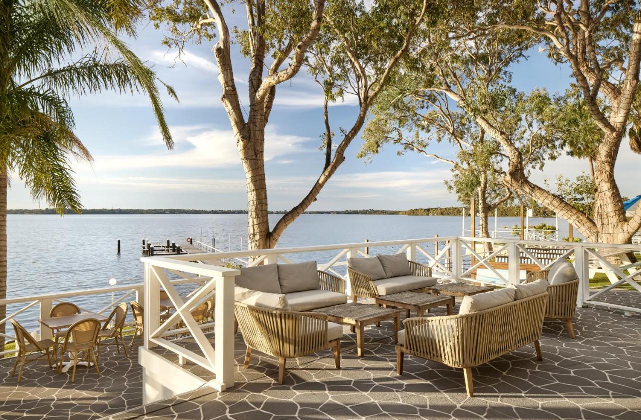 The Beachcomber Hotel & Resort, Ascend Hotel Collection Toukley Kültér fotó The Lake House